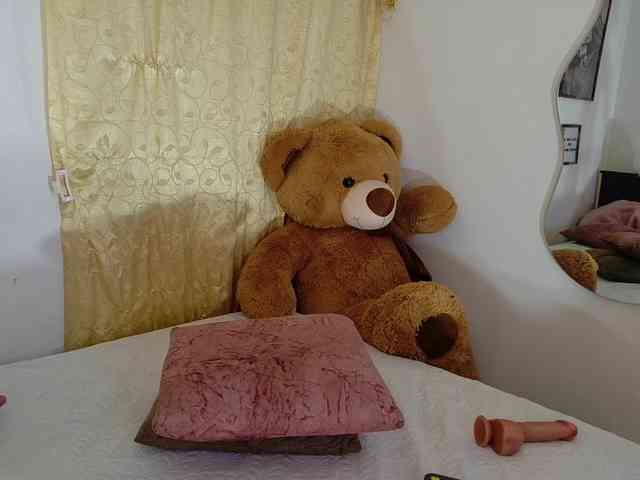 loretahorny25 webcam