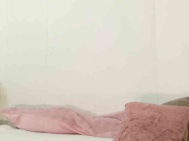 loretahorny25 webcam