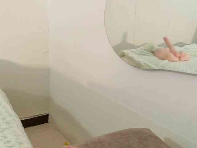 Modelo: loretahorny25