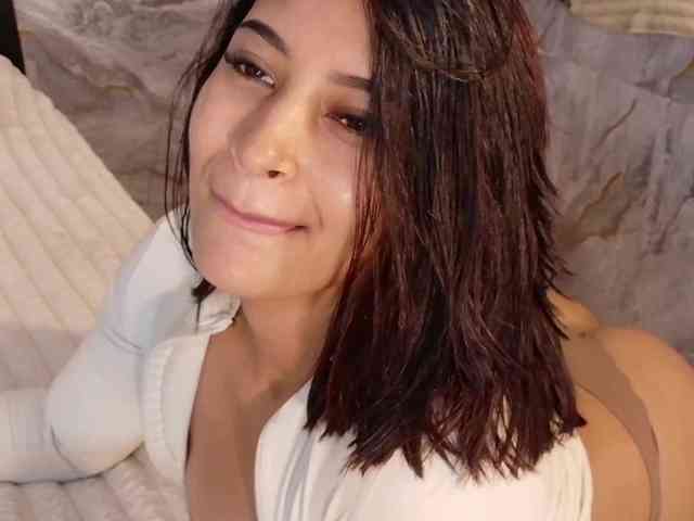 loretahorny25 webcam
