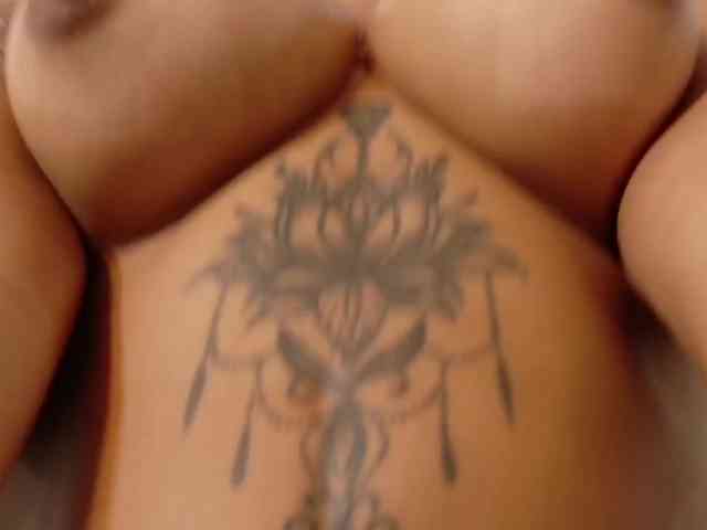 loretahorny25 webcam