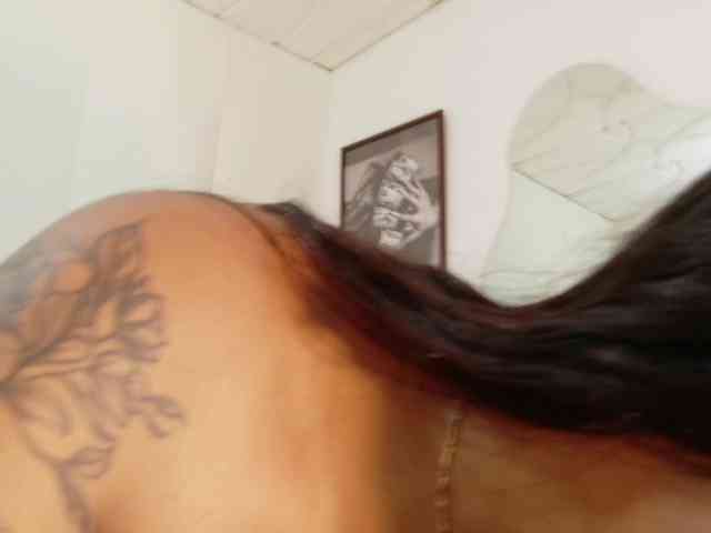 loretahorny25 webcam