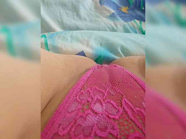SexyKiss1