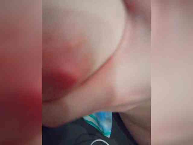 SexyKiss1