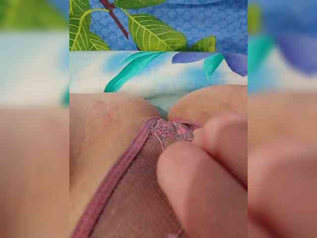 SexyKiss1 webcam