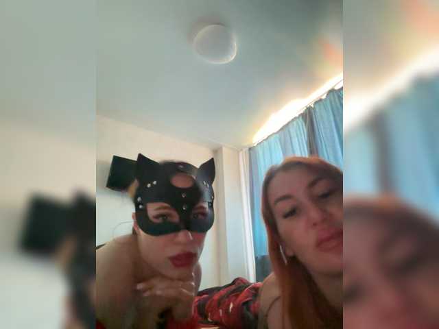 Yly-1 couples live cam