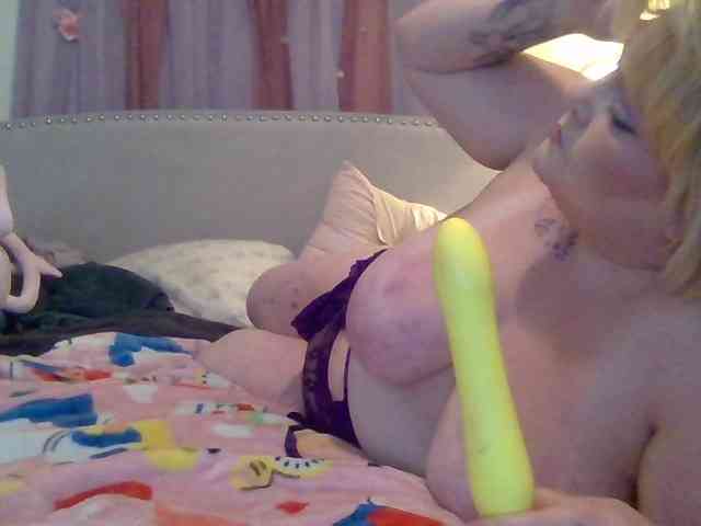 LunaHaze042 webcam