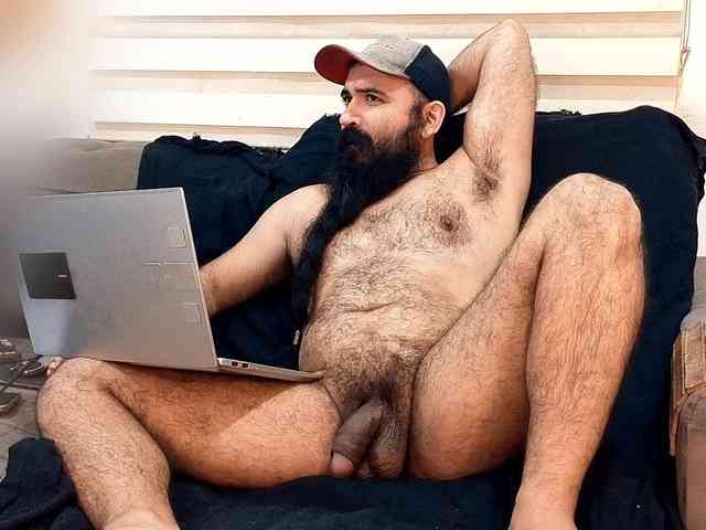 Bearded-Smoker
