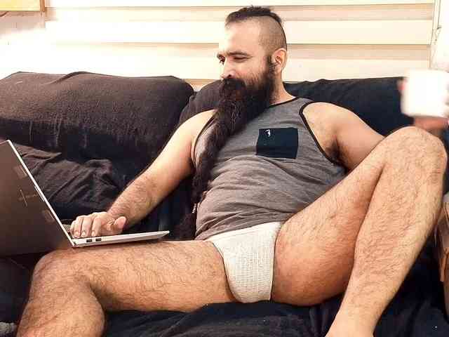 Bearded-Smoker