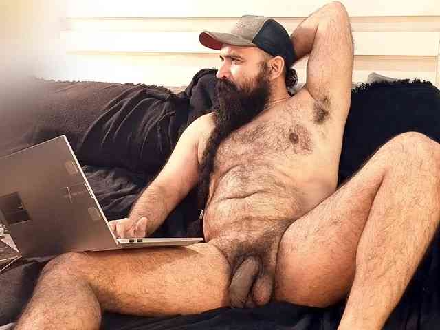 Bearded-Smoker