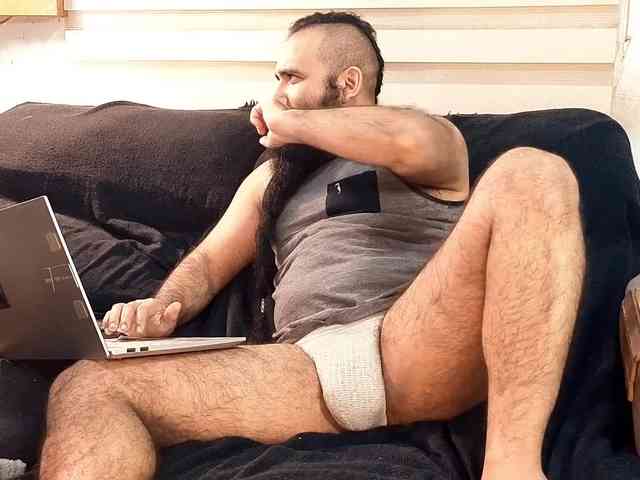 Bearded-Smoker