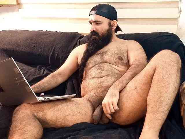 Bearded-Smoker