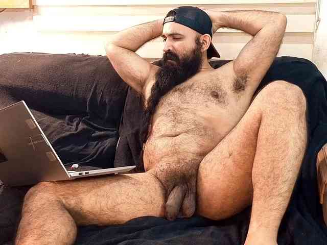 Bearded-Smoker
