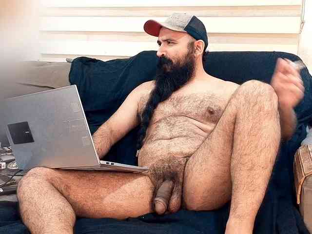Bearded-Smoker