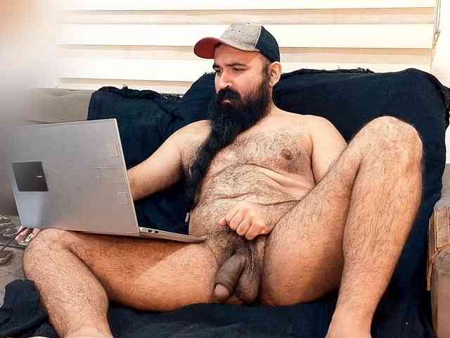 Bearded-Smoker
