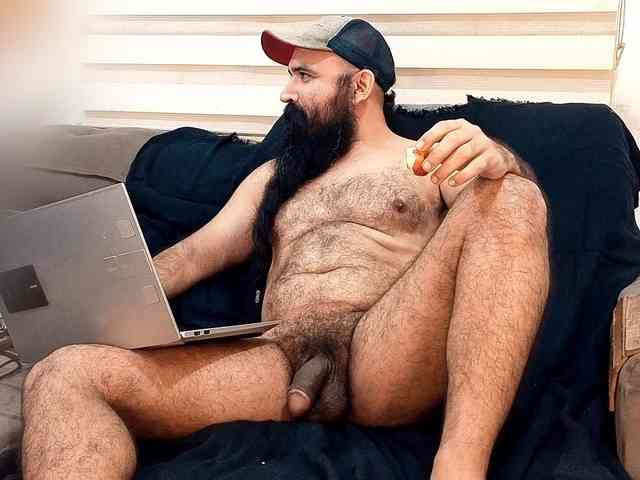 Bearded-Smoker