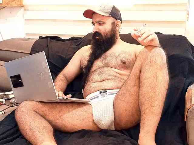 Bearded-Smoker