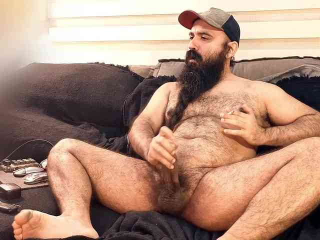 Bearded-Smoker
