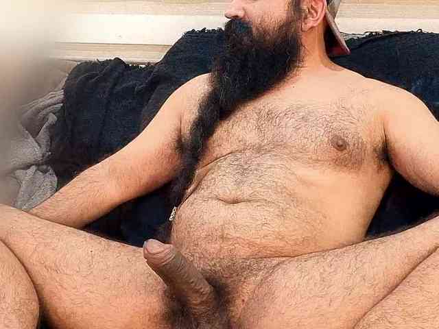 Bearded-Smoker