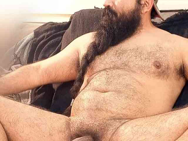 Bearded-Smoker
