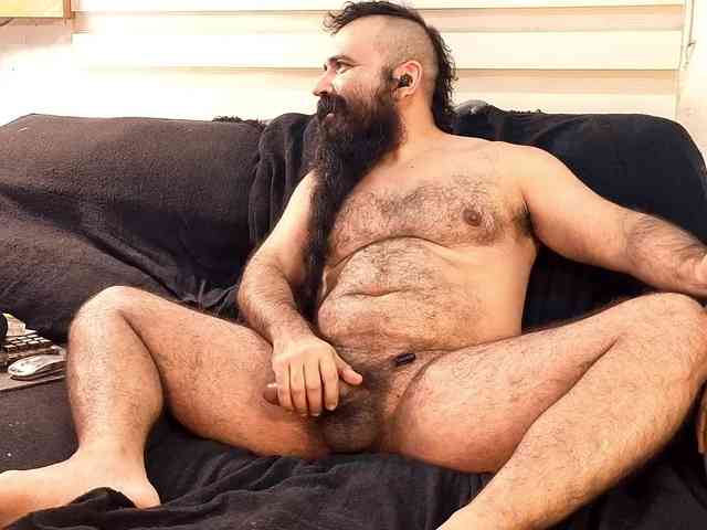 Bearded-Smoker