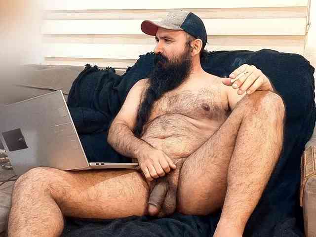 Bearded-Smoker