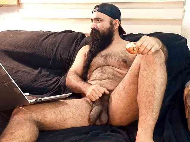 Bearded-Smoker