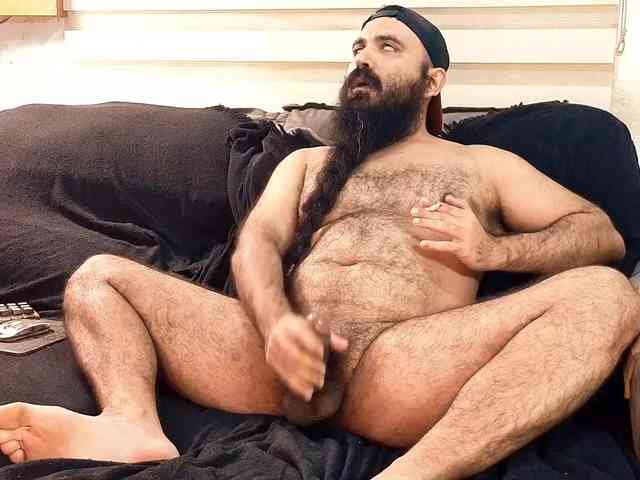 Bearded-Smoker