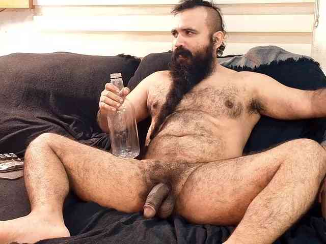 Bearded-Smoker