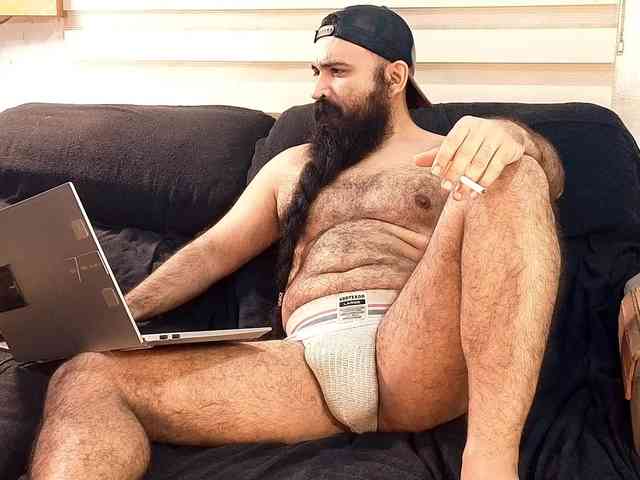 Bearded-Smoker