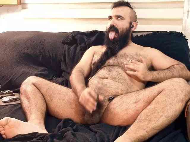 Bearded-Smoker