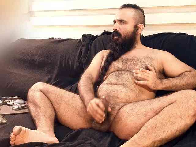 Bearded-Smoker