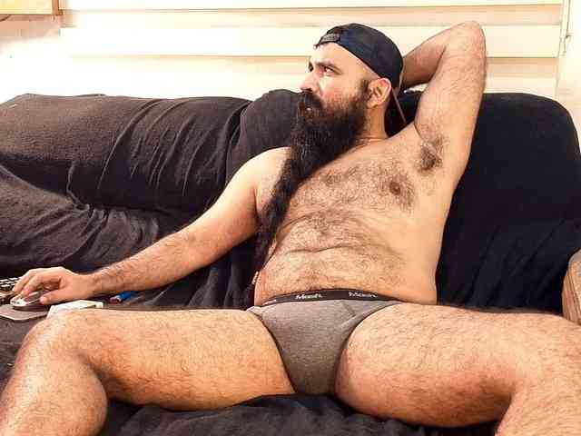 Bearded-Smoker