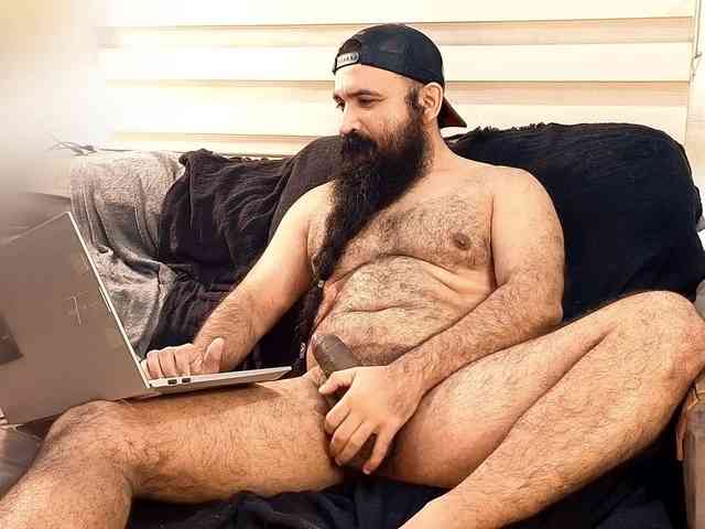 Bearded-Smoker