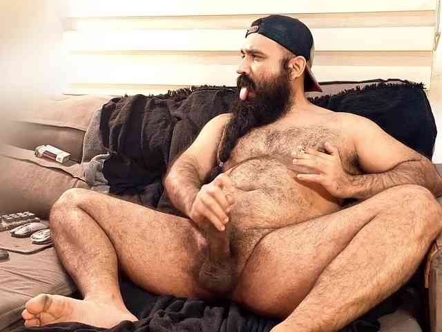 Bearded-Smoker Bearded-Smoker