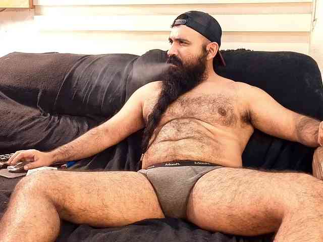 Bearded-Smoker