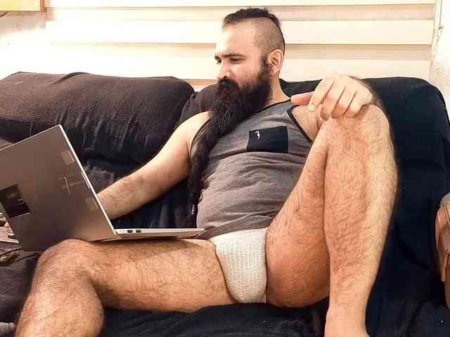 Bearded-Smoker