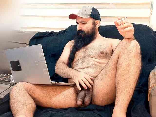 Bearded-Smoker