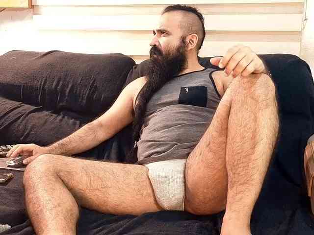 Bearded-Smoker