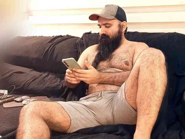 Bearded-Smoker