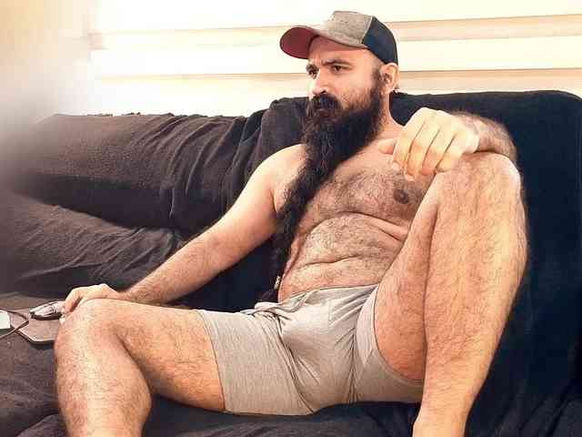 Bearded-Smoker