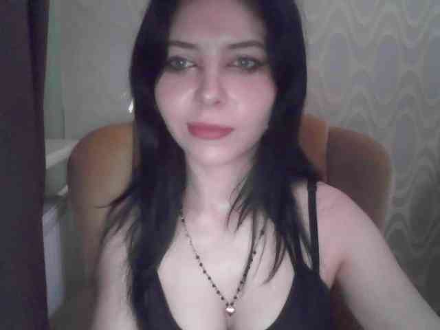 RileyCute Live Webcam on BongaCams
