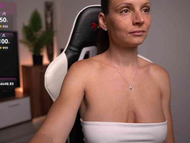 Laurushka webcam