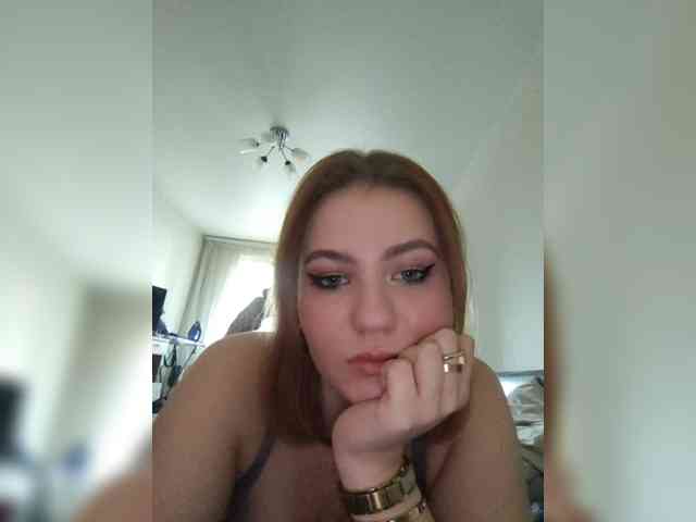 Lyilo991 webcam
