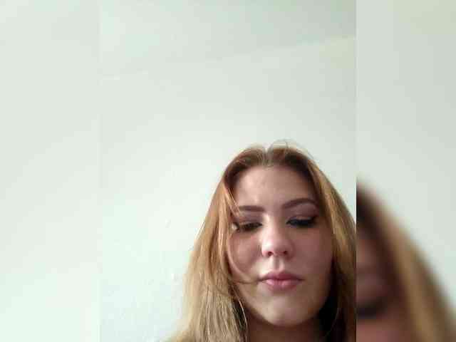 Lyilo991 webcam