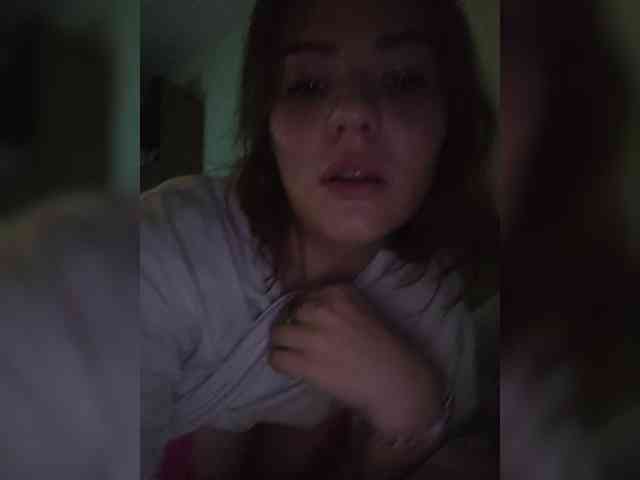 Lyilo991 webcam