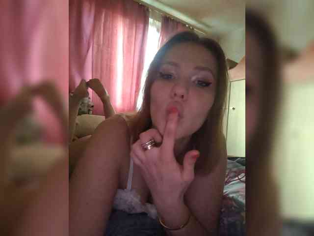 Lyilo991 webcam