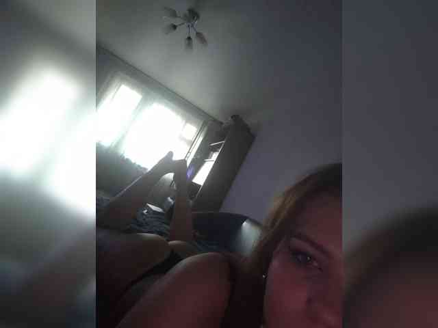 Lyilo991 webcam