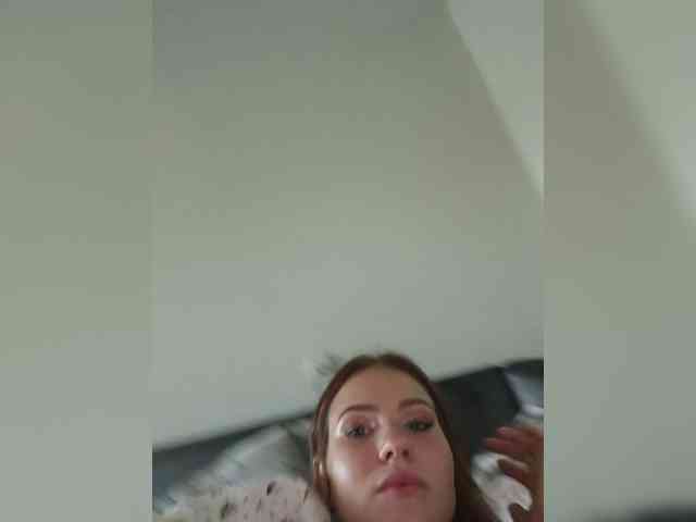 Lyilo991 webcam