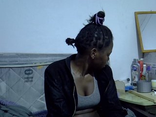Sexybeiby1's Live Webcam